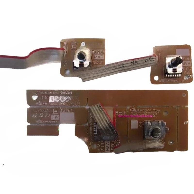 PSR550 S650 S550 Brand-new Original Factory Total Volume Potentiometer Intermediate Pulse Potentiometer!
PSR550 S650 S550 Brand-new Original Factory Total Volume Potentiometer Intermediate Pulse Potentiometer!