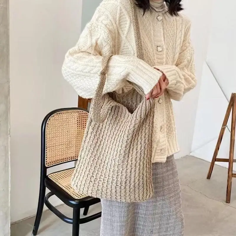 Винтажная вязаная сумка, однотонная сумка на плечо, большая вместительная сумка-тоут, сумка для семейных встреч
Винтажная вязаная сумка, однотонная сумка на плечо, большая вместительная сумка-тоут, сумка для семейных встреч