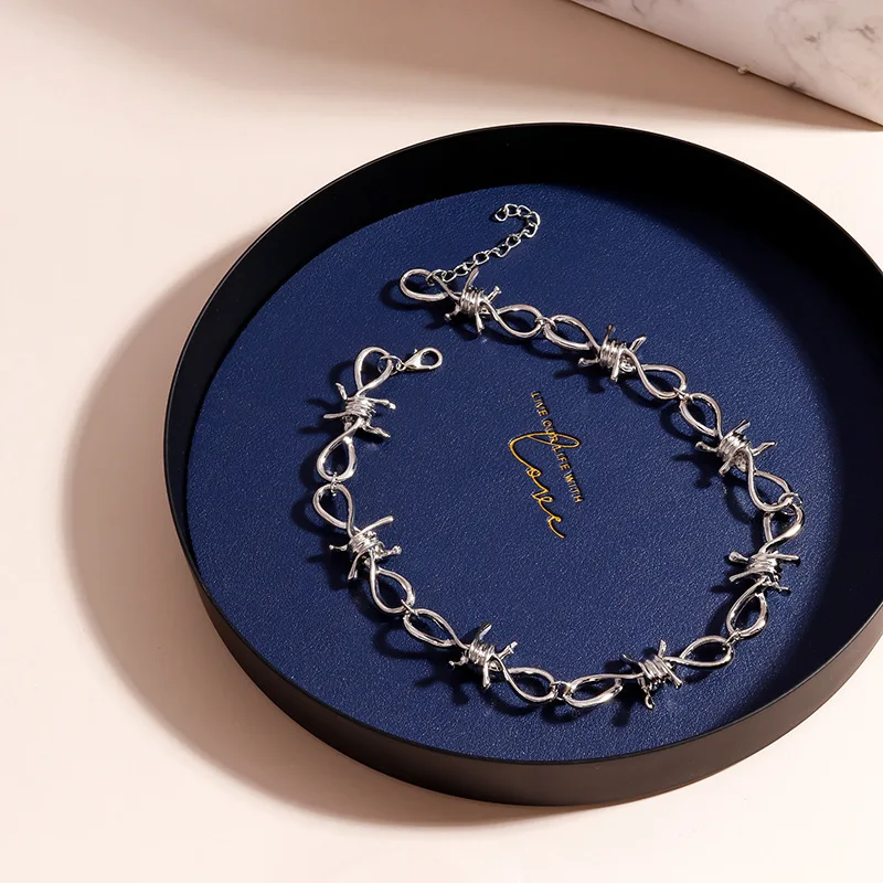 Aihua Small Wire Brambles Iron Unisex Choker Necklace Women Hip-hop Gothic Punk Inifinity Thorns Chain Choker Jewelry
Aihua Small Wire Brambles Iron Unisex Choker Necklace Women Hip-hop Gothic Punk Inifinity Thorns Chain Choker Jewelry