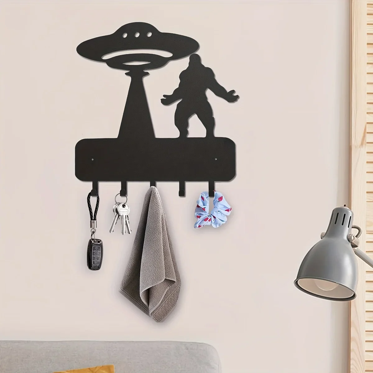 Black Metal Creative Spaceship Key Hangers, Wall Mounted Hangers Hooks, Household Multi-Purpose Coat Bag Key Hooks
Black Metal Creative Spaceship Key Hangers, Wall Mounted Hangers Hooks, Household Multi-Purpose Coat Bag Key Hooks