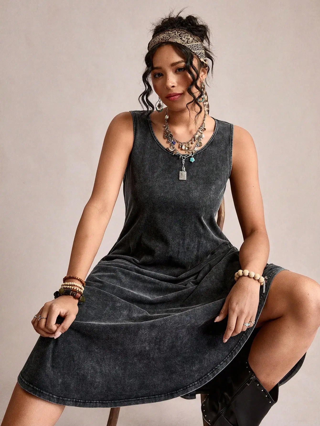 Black Faux Denim Sleeveless Asymmetrical A-Line Dress For Women
Black Faux Denim Sleeveless Asymmetrical A-Line Dress For Women