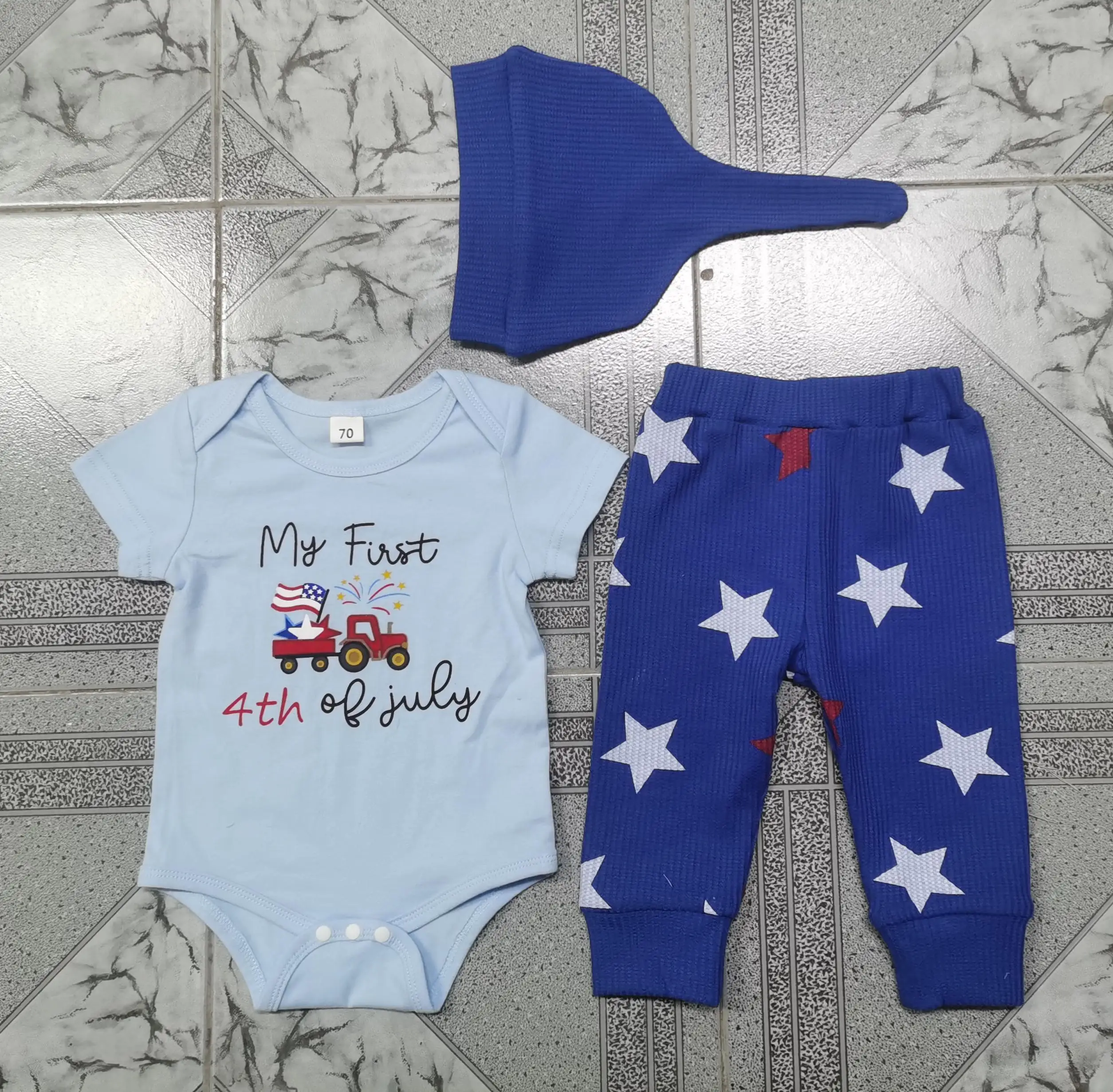 4th of July Baby Boys Outfit Adorable Letter Tractor Print Short Sleeve O Neck Jumpsuit Hat Elastic Waist Pants Set
4th of July Baby Boys Outfit Adorable Letter Tractor Print Short Sleeve O Neck Jumpsuit Hat Elastic Waist Pants Set