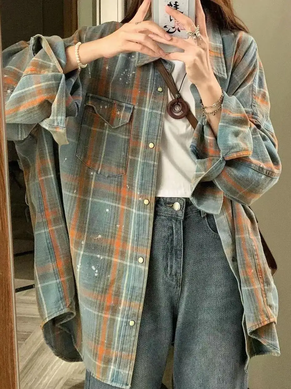 2024 Oversized Plaid Shirt Autumn Winter Women Vintage Long Sleeve Fashion Loose Lapel Pocket Shirt Fit Blouse Korean Style
2024 Oversized Plaid Shirt Autumn Winter Women Vintage Long Sleeve Fashion Loose Lapel Pocket Shirt Fit Blouse Korean Style