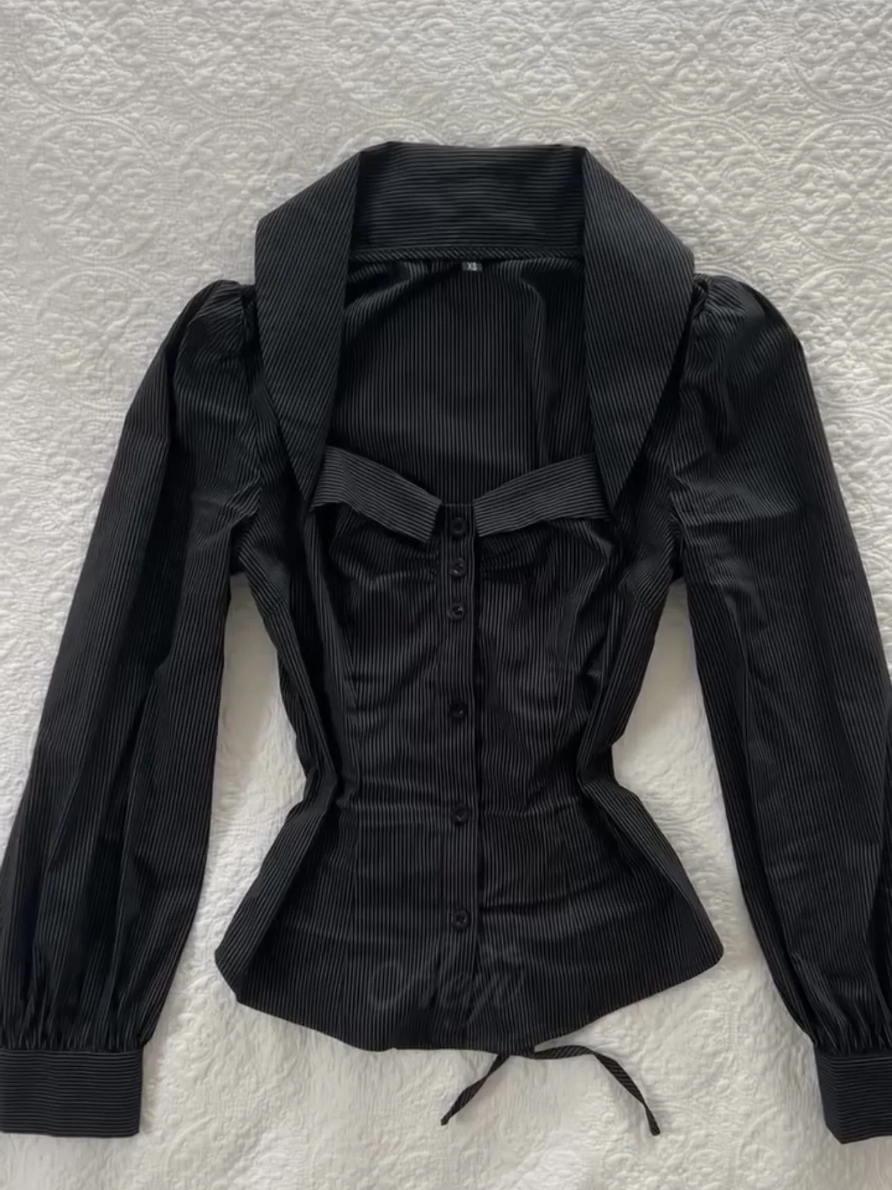 Bla Bubble Sve irt V-Ne Waist-Cinching Belted Striped Vintage Girl Women's Korean Sle Long Sve irt
Bla Bubble Sve irt V-Ne Waist-Cinching Belted Striped Vintage Girl Women's Korean Sle Long Sve irt