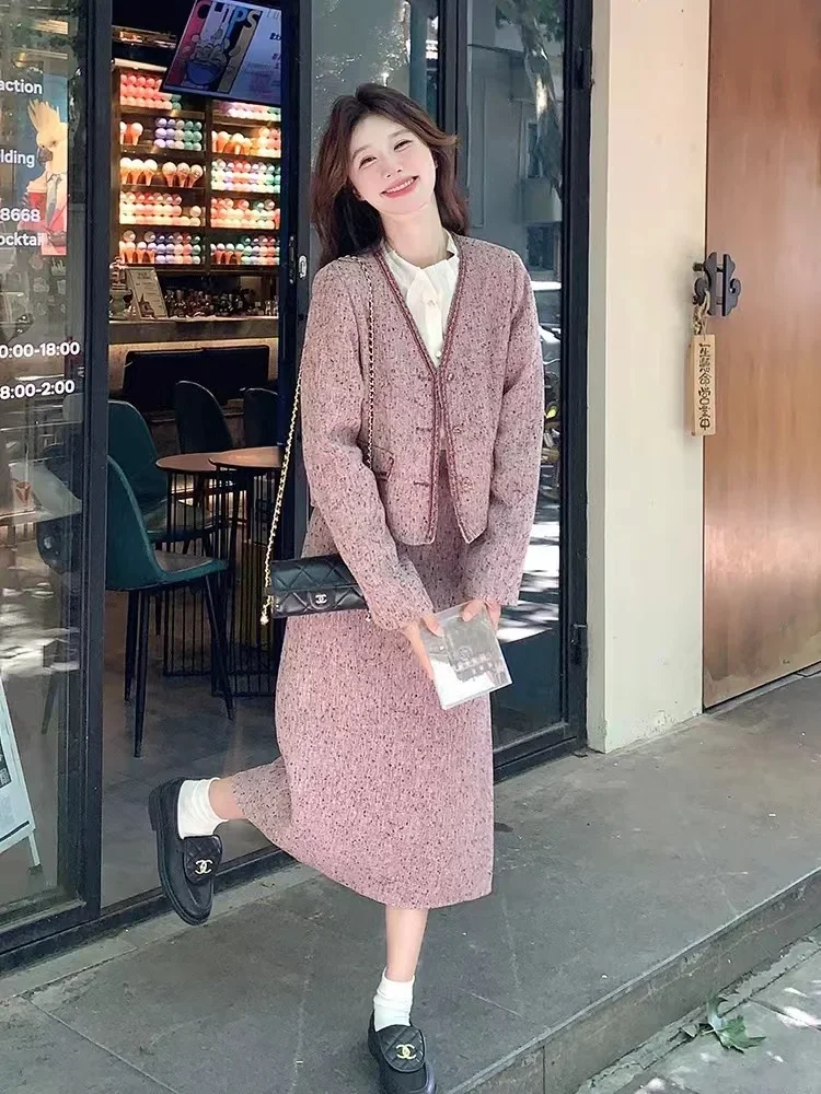 Spring Autumn Blazer Skirts Suits Women Plaid Two Piece Set Purple Slim Tweed V-neck Jacket + Long Skirt Female Two-Piece Sets
Spring Autumn Blazer Skirts Suits Women Plaid Two Piece Set Purple Slim Tweed V-neck Jacket + Long Skirt Female Two-Piece Sets
