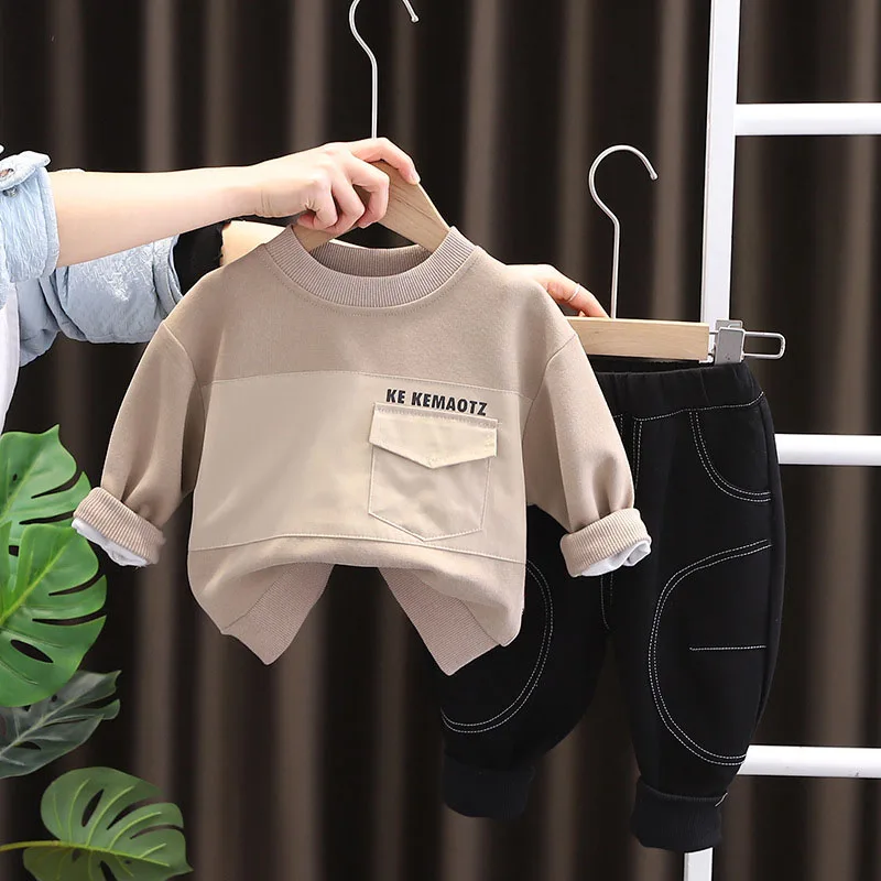 Autumn Baby Boy Clothes Sets Fashion Casual Stitching Color Children Outfit Pullover Long Sleeve Letter Tops+Solid Trousers 2PCS
Autumn Baby Boy Clothes Sets Fashion Casual Stitching Color Children Outfit Pullover Long Sleeve Letter Tops+Solid Trousers 2PCS
