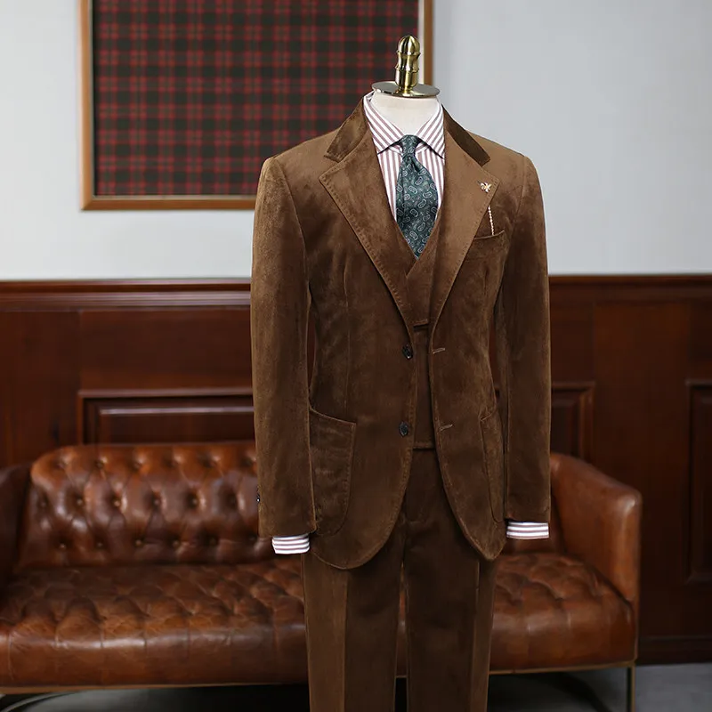 Retro Corduroy Men's Slim Fit Suit 3-piece Set British Gentleman Single Breasted Suit Men's Wedding Party Banquet Men's Clothing
Retro Corduroy Men's Slim Fit Suit 3-piece Set British Gentleman Single Breasted Suit Men's Wedding Party Banquet Men's Clothing
