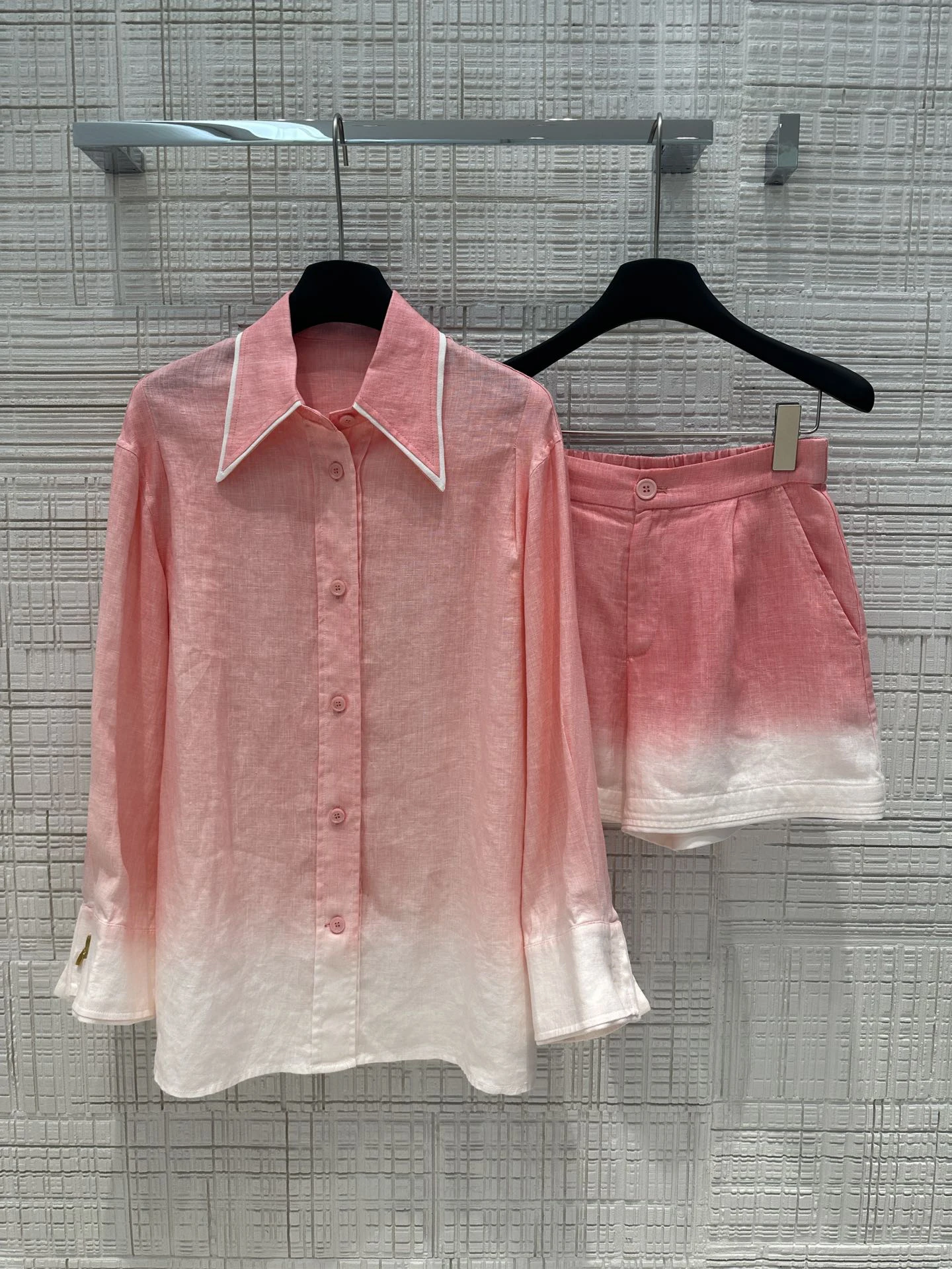 Shorts Set Fashionable temperament Slim and thin Soft and comfortable Leisure versatile 2024 women's new hot
Shorts Set Fashionable temperament Slim and thin Soft and comfortable Leisure versatile 2024 women's new hot