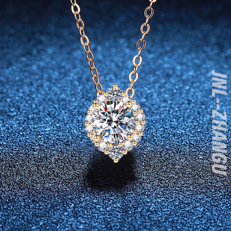 Factory Wholesale 925 Sterling Silver Sparkling Moissanite Collarbone Chain Walnut Shape 1Carat Moissanite Necklace for Female
Factory Wholesale 925 Sterling Silver Sparkling Moissanite Collarbone Chain Walnut Shape 1Carat Moissanite Necklace for Female