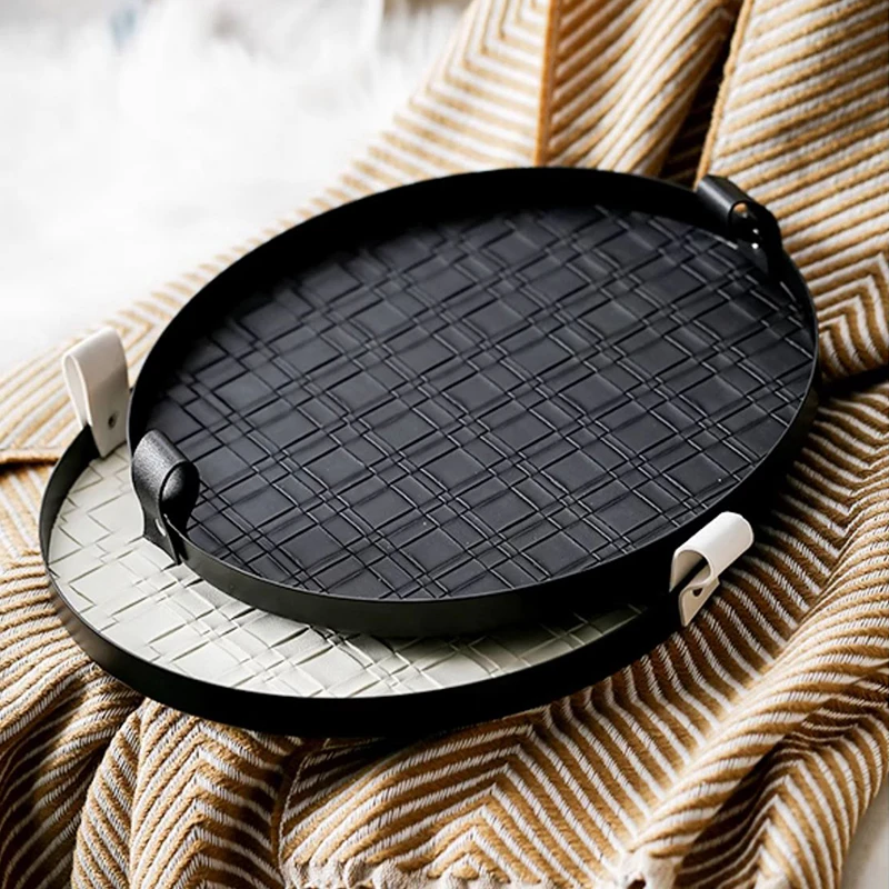 Round PU Leather Woven Storage Tray 360 ° Rotation Jewelry Display Plate Cosmetic Organizer Home Living Room Desktop Decoration
Round PU Leather Woven Storage Tray 360 ° Rotation Jewelry Display Plate Cosmetic Organizer Home Living Room Desktop Decoration