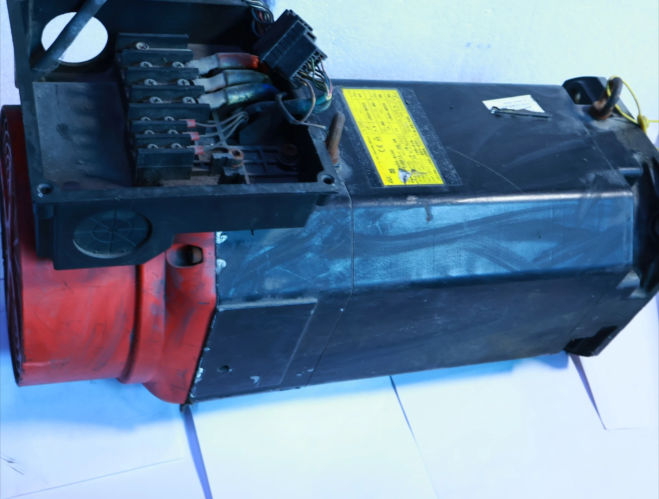Б/у A06B-0855-B100 для серводвигателя переменного тока FANUC A06B-0855-B100
Б/у A06B-0855-B100 для серводвигателя переменного тока FANUC A06B-0855-B100