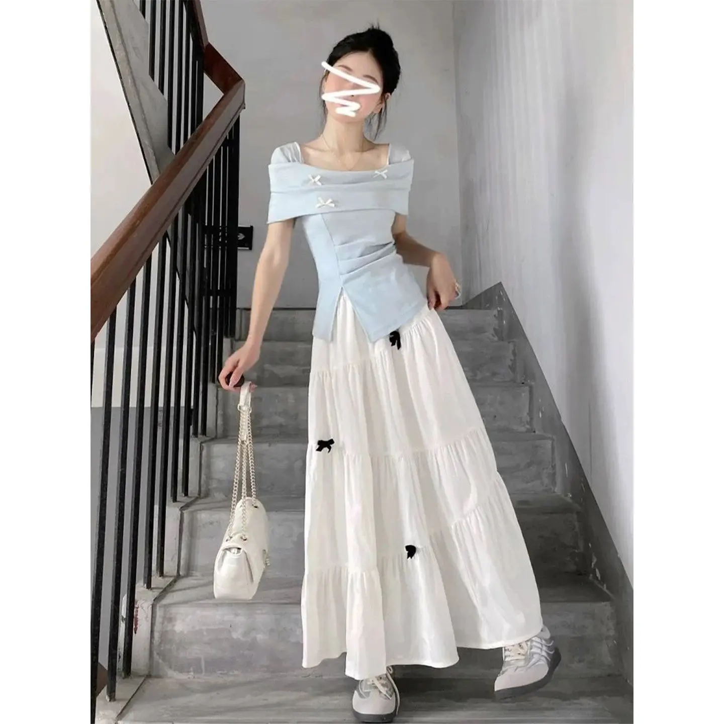 Summer Blue Short Sleeve Dress Top High Waist Skirt Two Piece Set Women's Fashion 2026 New Arrival Elegant Casual Wear
Summer Blue Short Sleeve Dress Top High Waist Skirt Two Piece Set Women's Fashion 2026 New Arrival Elegant Casual Wear