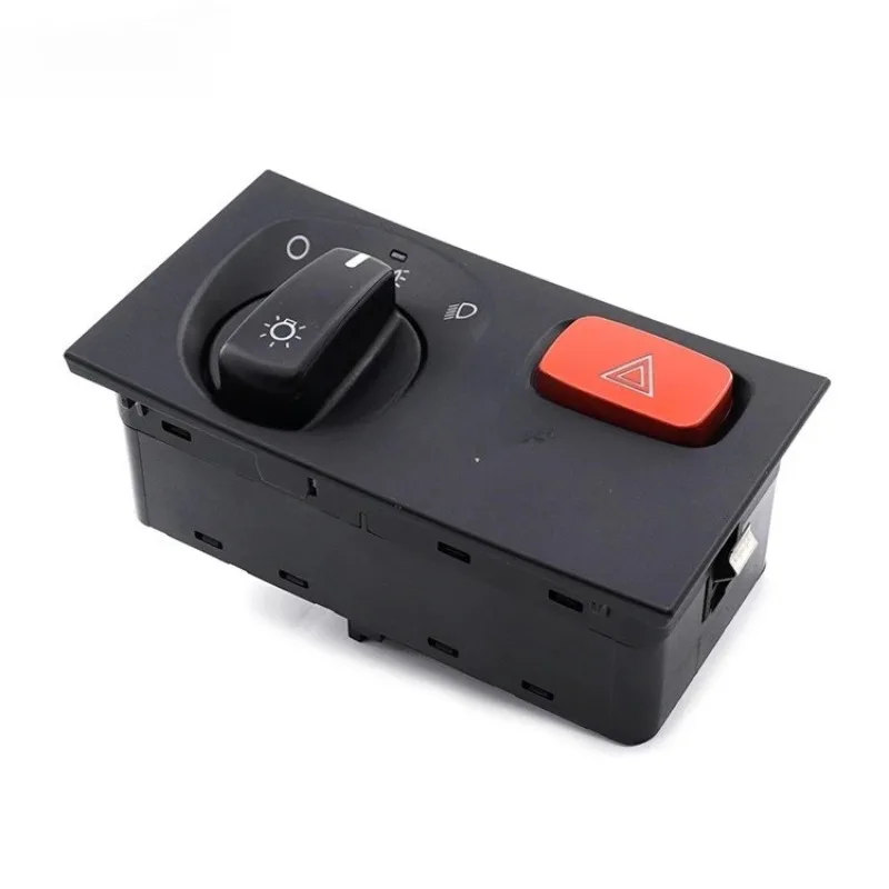 Аварийный выключатель для управления фарами грузовика Scania, выключатель света 1540673
Аварийный выключатель для управления фарами грузовика Scania, выключатель света 1540673