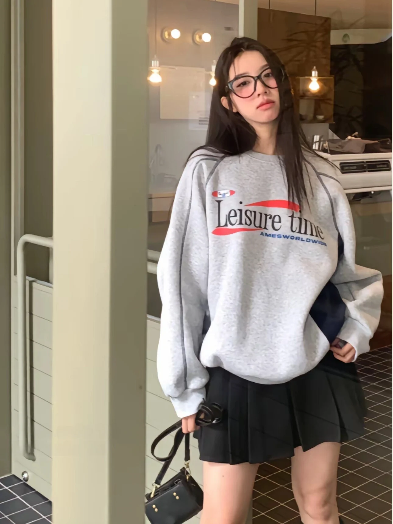 Женская повседневная удобная футболка свободного кроя с принтом, лимитированная серия Seoul, бренд AME
Женская повседневная удобная футболка свободного кроя с принтом, лимитированная серия Seoul, бренд AME