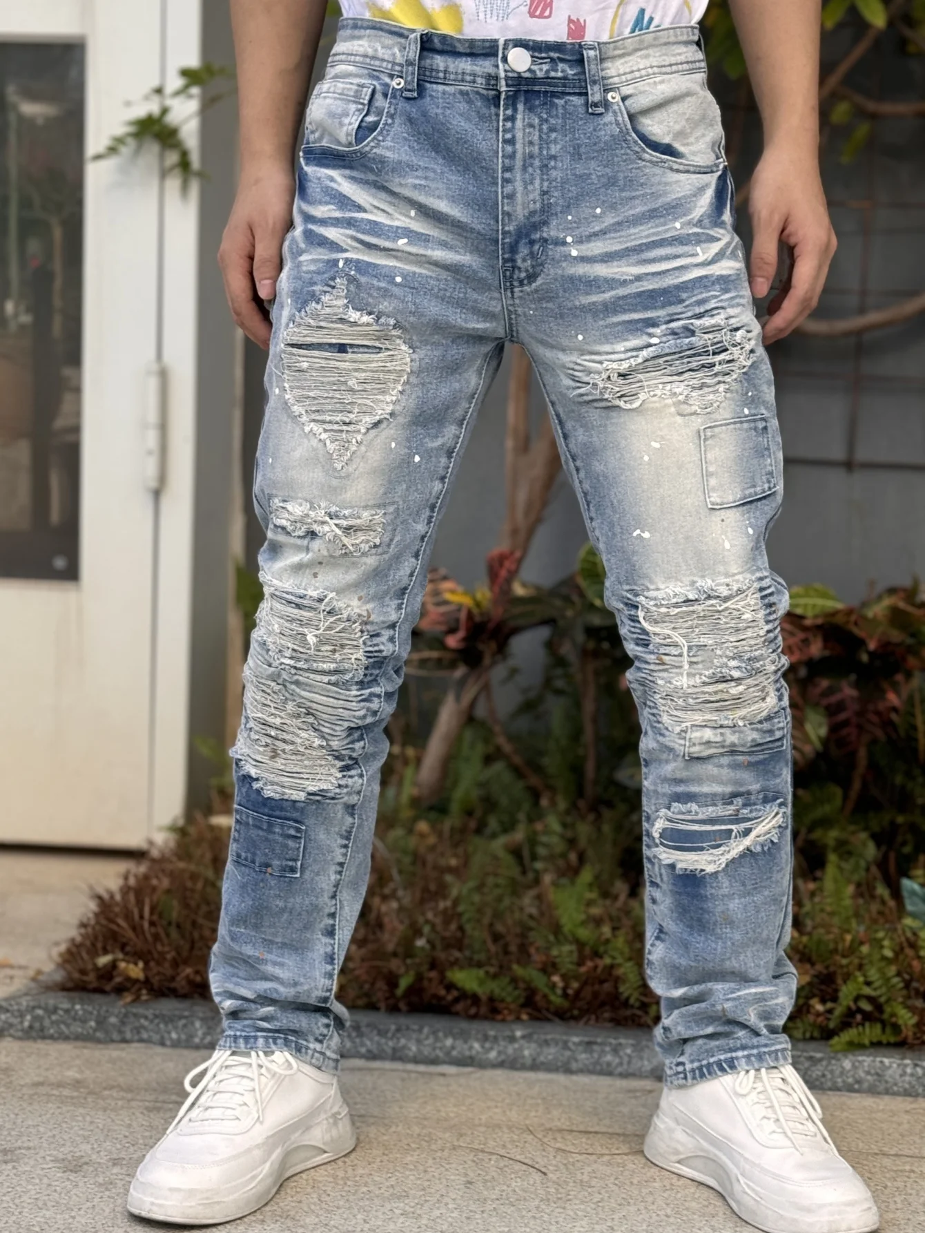 Men's Denim Patchwork Collection Cool Fashionable Breathable and Refreshing Regular style pants with a hip hop street style
Men's Denim Patchwork Collection Cool Fashionable Breathable and Refreshing Regular style pants with a hip hop street style