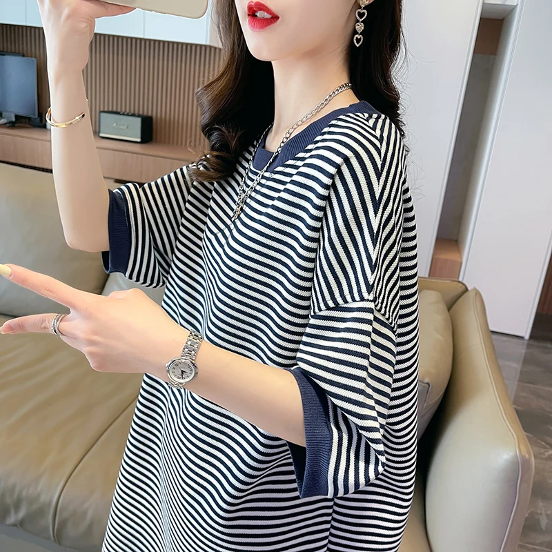 plus Size Women's Striped Short Sleeve T-Shirt Loose Fit Summer Fashion Korean Style round Neck Mid-Length Top for plus Size
plus Size Women's Striped Short Sleeve T-Shirt Loose Fit Summer Fashion Korean Style round Neck Mid-Length Top for plus Size