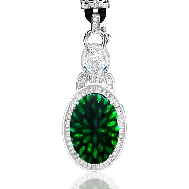 High Grade Natural Ink Jade Leopard Head Large Egg Face Pendant With Transparent Green Jadeite S925 Silver Inlaid Fashion Design
High Grade Natural Ink Jade Leopard Head Large Egg Face Pendant With Transparent Green Jadeite S925 Silver Inlaid Fashion Design