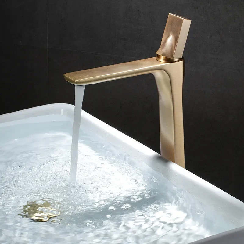Basin Faucet Brushed Gold Bathroom Tap Sink Single Handle Hole Deck Vintage Wash Hot Cold Mixer Crane
Basin Faucet Brushed Gold Bathroom Tap Sink Single Handle Hole Deck Vintage Wash Hot Cold Mixer Crane