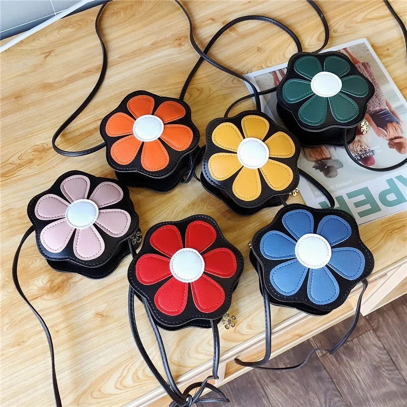 Cute Flower Girls Coin Purse Shoulder Bags 2023 New Kids Mini Packet Crossbody Handbags Children's Messenger Backpack Bag
Cute Flower Girls Coin Purse Shoulder Bags 2023 New Kids Mini Packet Crossbody Handbags Children's Messenger Backpack Bag