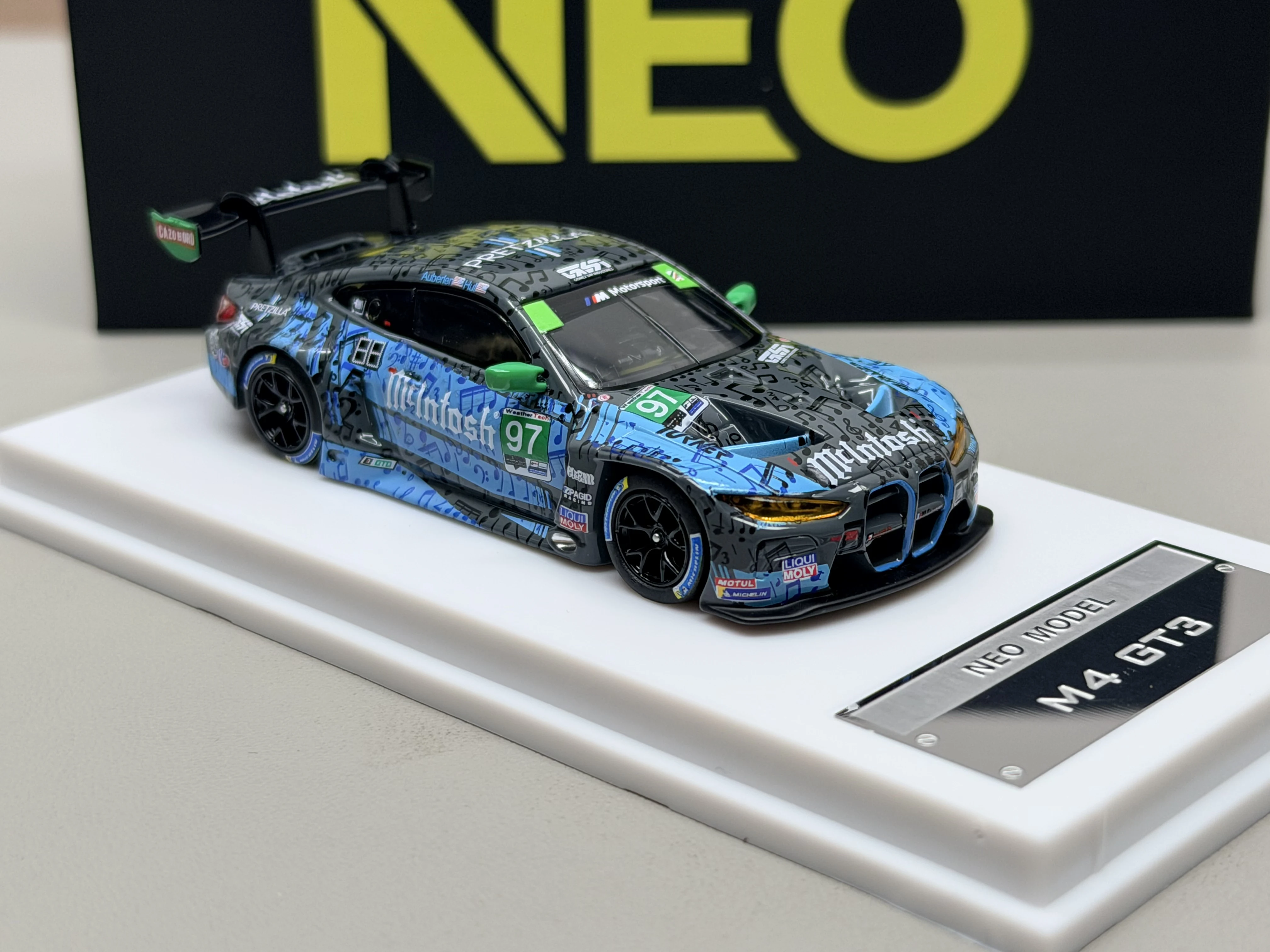 Neo 1/64 alloy BMW M4 GT3 musical note painted car model - adult collection display item for boys as a gift
Neo 1/64 alloy BMW M4 GT3 musical note painted car model - adult collection display item for boys as a gift