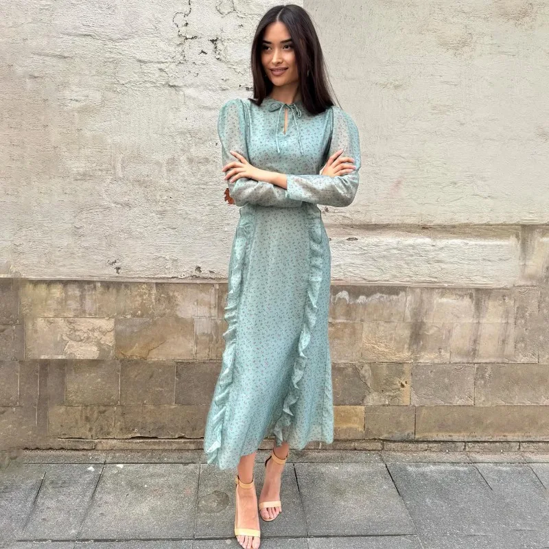 2025 NEW Autumn Crew Neck Horn Sve Temperament High Waist Splicing Strap Dress Women
2025 NEW Autumn Crew Neck Horn Sve Temperament High Waist Splicing Strap Dress Women