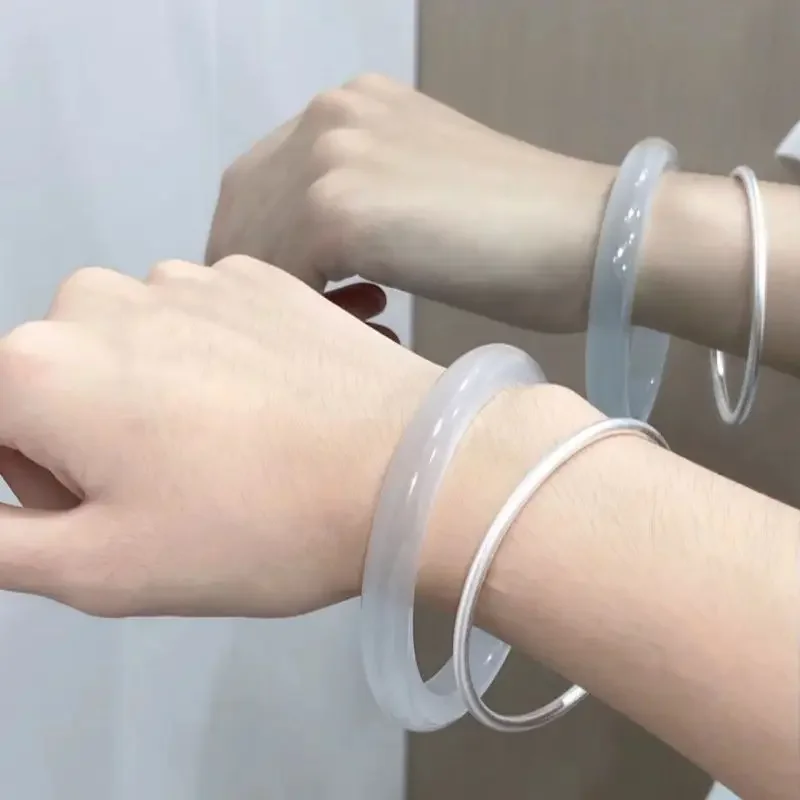 Популярный браслет «кошачий глаз» из личи «Замороженный белый лунный свет» Браслет с камнем «кошачий глаз» Сладкие украшения Принцесса из халцедона 
Популярный браслет «кошачий глаз» из личи «Замороженный белый лунный свет» Браслет с камнем «кошачий глаз» Сладкие украшения Принцесса из халцедона