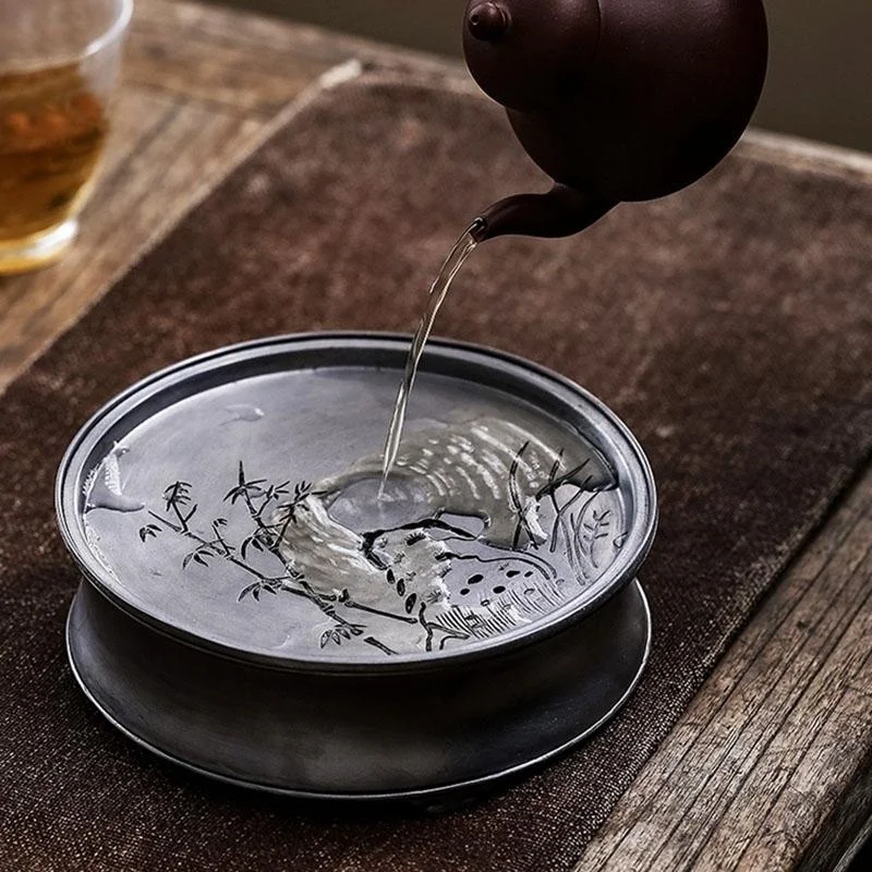 Handmade Chinese Style Pure Tin Tea Tray round Storage Water Tea Table Dry Puffing Board Home Use Tea Pot Holder Pad
Handmade Chinese Style Pure Tin Tea Tray round Storage Water Tea Table Dry Puffing Board Home Use Tea Pot Holder Pad