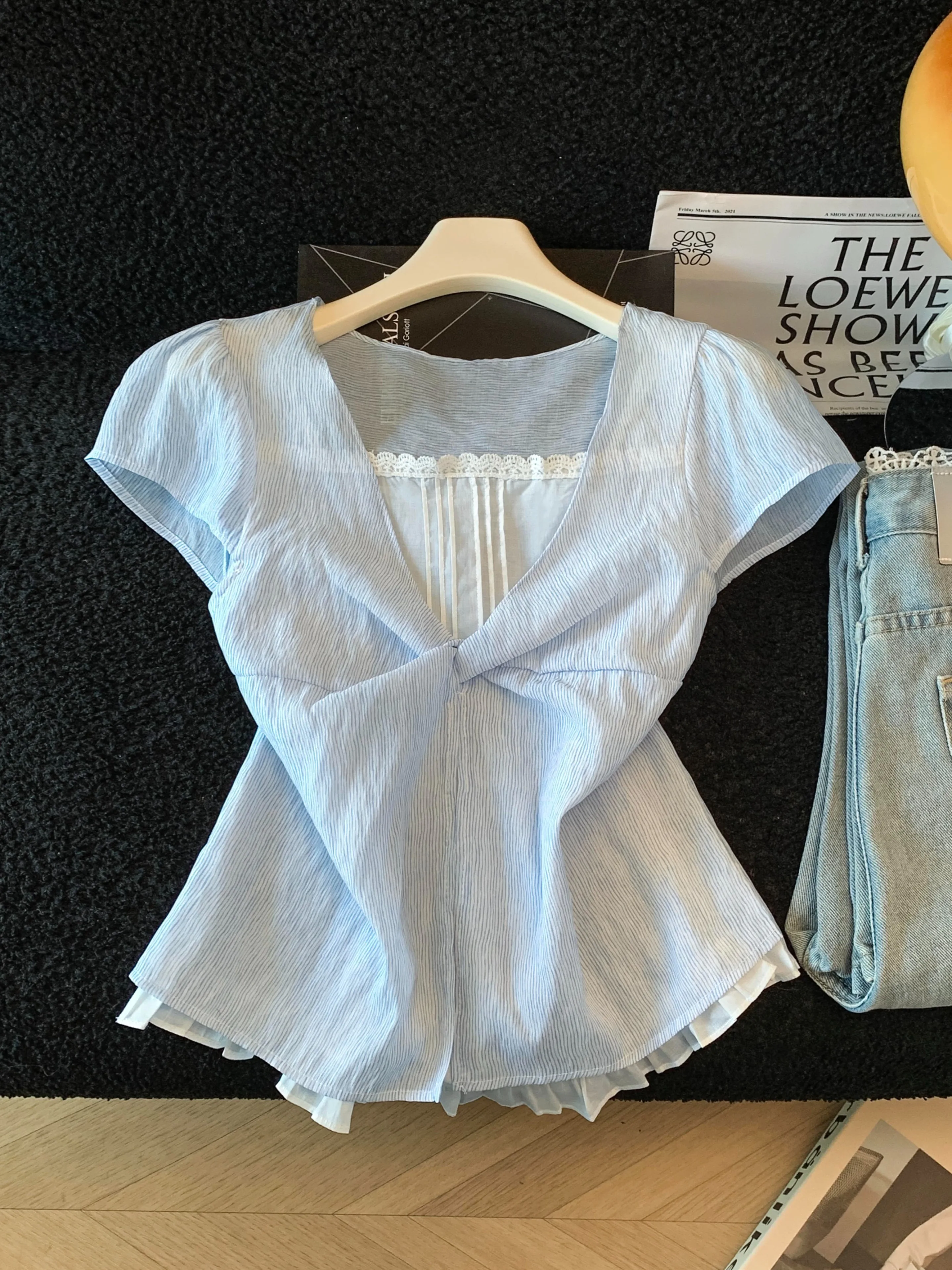 Slimming Blue White Striped Short Sleeve Fake Two-Piece Women's Summer Shirt Knot Design Sweet And Spicy Style Top
Slimming Blue White Striped Short Sleeve Fake Two-Piece Women's Summer Shirt Knot Design Sweet And Spicy Style Top