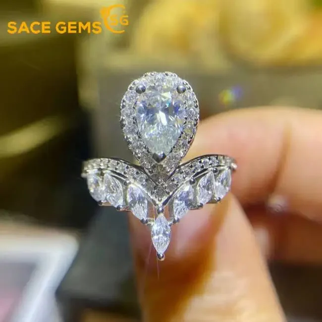 SACE GEMS New Luxury 925 Sterling Silver Real GRA Certified 1CT Moissanite Jewelry Rings for Women Engagement Promise Wedding
SACE GEMS New Luxury 925 Sterling Silver Real GRA Certified 1CT Moissanite Jewelry Rings for Women Engagement Promise Wedding