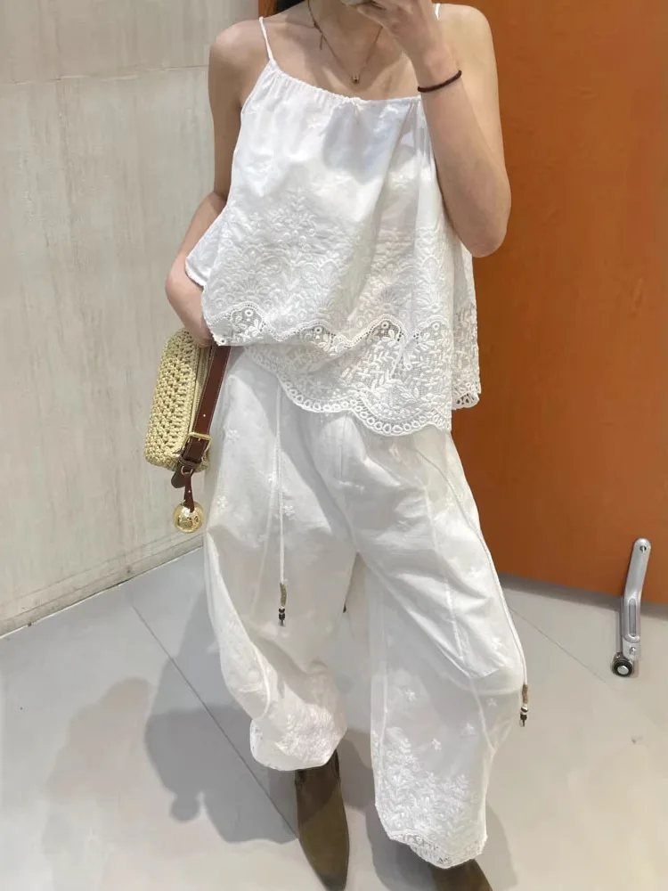 Hua Shanghai Embroidered Hollow out A-Line Strap Vest Top with Belt Animal Pattern Cotton Loose Fit Women's Summer Top
Hua Shanghai Embroidered Hollow out A-Line Strap Vest Top with Belt Animal Pattern Cotton Loose Fit Women's Summer Top