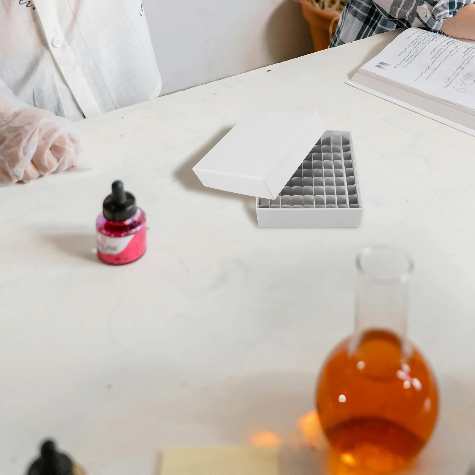 Cryogenic Freezer Sample Storage Box Tube Container Experimental Consumables Microcentrifuge Paper Strong Cold
Cryogenic Freezer Sample Storage Box Tube Container Experimental Consumables Microcentrifuge Paper Strong Cold
