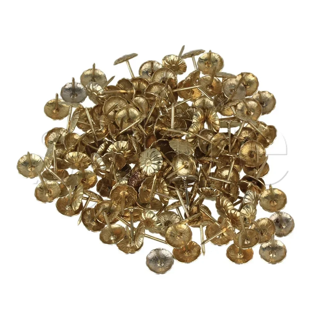 100 шт., антикварные ромашки, железные обивочные гвозди, шпильки для украшения мебели, сделай сам, ремесло, винтажный цветочный дизайн, кованые гвозди
100 шт., антикварные ромашки, железные обивочные гвозди, шпильки для украшения мебели, сделай сам, ремесло, винтажный цветочный дизайн, кованые гвозди