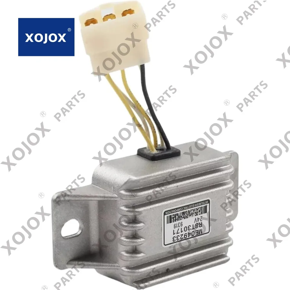 XOJOX 24V Regulator Relay R8T30171 ME049233 For A Excavator HD820 HD820-2 HD820-3 HD1023 New Aftermarket parts
XOJOX 24V Regulator Relay R8T30171 ME049233 For A Excavator HD820 HD820-2 HD820-3 HD1023 New Aftermarket parts