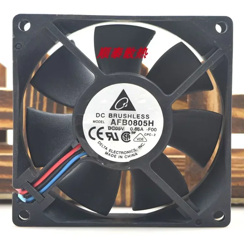 Вентилятор охлаждения для сервера Delta Electronics AFB0805H F00, 5В, 0.65А, 80x80x25мм, 3-проводной
Вентилятор охлаждения для сервера Delta Electronics AFB0805H F00, 5В, 0.65А, 80x80x25мм, 3-проводной