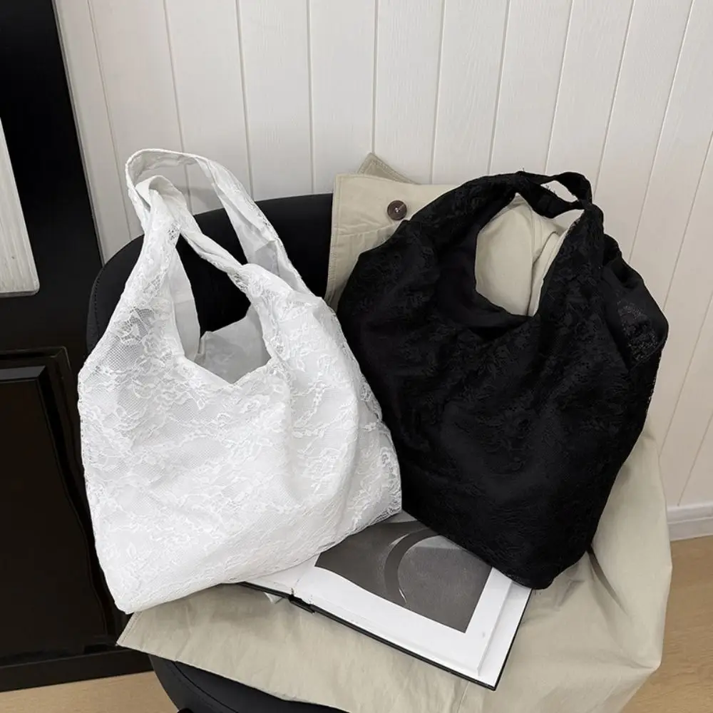 Elegant Korean Style Lace Shoulder Bag Lightweight Handbag Flower Tote Bag Large Capacity Cute Floral Canvas Bag Outdoor
Elegant Korean Style Lace Shoulder Bag Lightweight Handbag Flower Tote Bag Large Capacity Cute Floral Canvas Bag Outdoor