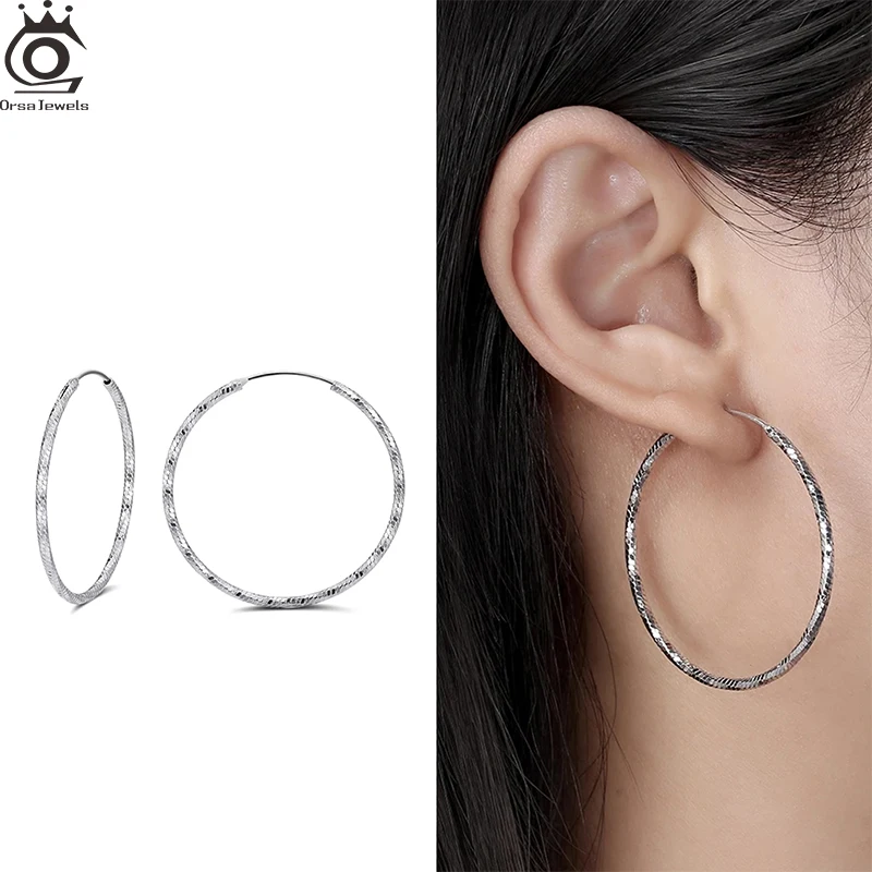 ORSA JEWELS Genuine 925 Silver Minimalism Hoop Earring Big Round Earings Women Vintage Hoop Ear Light Luxury Jewelry Gifts APE40
ORSA JEWELS Genuine 925 Silver Minimalism Hoop Earring Big Round Earings Women Vintage Hoop Ear Light Luxury Jewelry Gifts APE40
