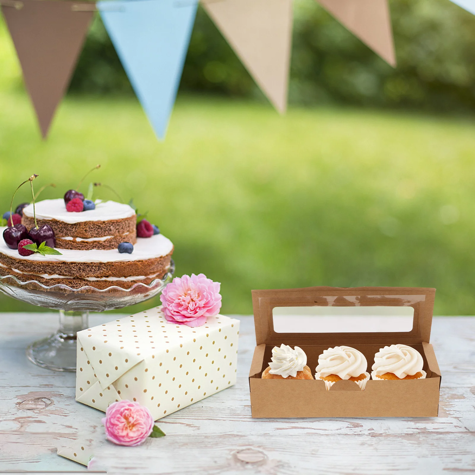 12Pcs Baking Cookie Boxes Dessert Packaging Kraft Paper Party Treat Gift Packaging Boxes Dessert Box Macaron Box
12Pcs Baking Cookie Boxes Dessert Packaging Kraft Paper Party Treat Gift Packaging Boxes Dessert Box Macaron Box