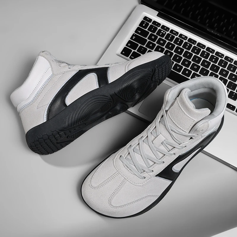 MAEDEF Athletic Sneakers for Men Lightweight Non Slip Gym Training Running Shoes for Men Jogging Walking Workout Outdoor Sport
MAEDEF Athletic Sneakers for Men Lightweight Non Slip Gym Training Running Shoes for Men Jogging Walking Workout Outdoor Sport