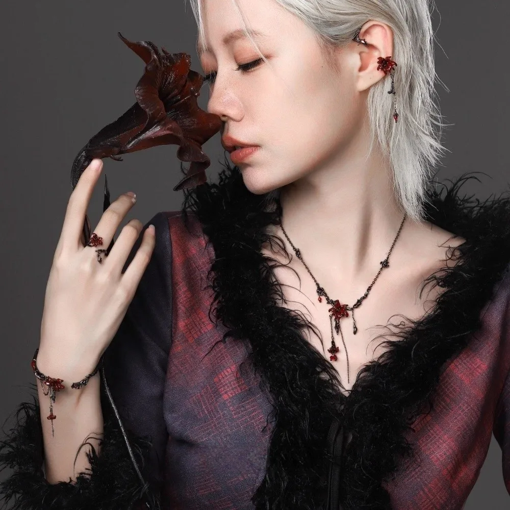 Retro Dark Red Mandala Flower Jewelry Y2K Alloy Earring Tassel Punk Style Gothic Style Rings Gifts
Retro Dark Red Mandala Flower Jewelry Y2K Alloy Earring Tassel Punk Style Gothic Style Rings Gifts