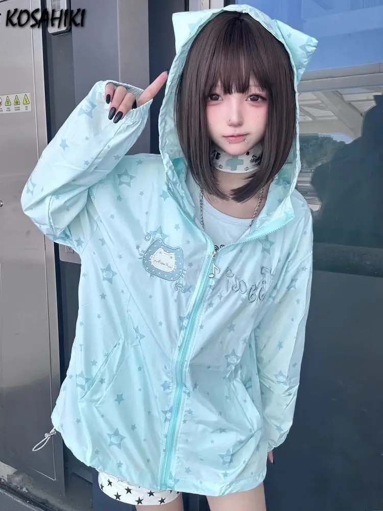 Летнее солнцезащитное свободное пальто с капюшоном Kawaii, куртки с карманами и принтом звезд, женские милые Y2k, эстетические милые пальто с вышивкой кота
Летнее солнцезащитное свободное пальто с капюшоном Kawaii, куртки с карманами и принтом звезд, женские милые Y2k, эстетические милые пальто с вышивкой кота
