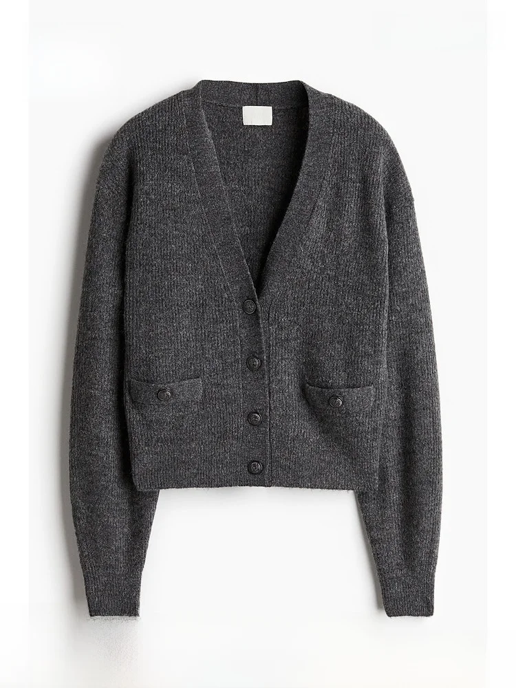 Женский вязаный кардиган H&M, весенний, теплый, на пуговицах, с V-образным вырезом, в рубчик, свободный, повседневный, из смесового полиэстера, с длинными рукавами, укороченный
Женский вязаный кардиган H&M, весенний, теплый, на пуговицах, с V-образным вырезом, в рубчик, свободный, повседневный, из смесового полиэстера, с длинными рукавами, укороченный