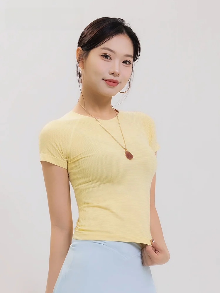 Women's Sporty Short Sleeve T-Shirt Tea Beauty Slim Fit Breathable Cool Feeling Outdoor Running Yoga Summer Top round Neck
Women's Sporty Short Sleeve T-Shirt Tea Beauty Slim Fit Breathable Cool Feeling Outdoor Running Yoga Summer Top round Neck