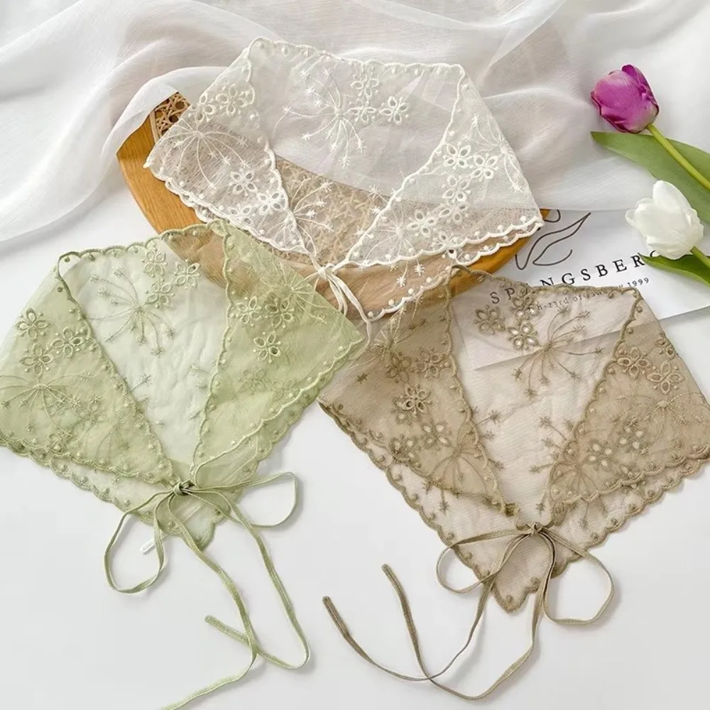 Casual Vintage Lace Flower Hair Scarf Cute Thin White Bandanas for Women Bohemian Chic Style Triangle Head Scarf Pastoral Style
Casual Vintage Lace Flower Hair Scarf Cute Thin White Bandanas for Women Bohemian Chic Style Triangle Head Scarf Pastoral Style