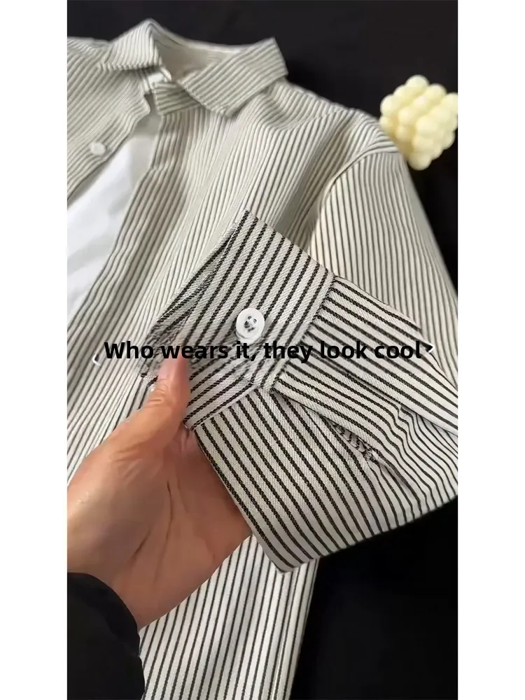 Black Vertical Stripes Men's Shirt Long Sleeve American Retro Style Cleanfit Casual Outerwear Spring Season Fashion Trend
Black Vertical Stripes Men's Shirt Long Sleeve American Retro Style Cleanfit Casual Outerwear Spring Season Fashion Trend