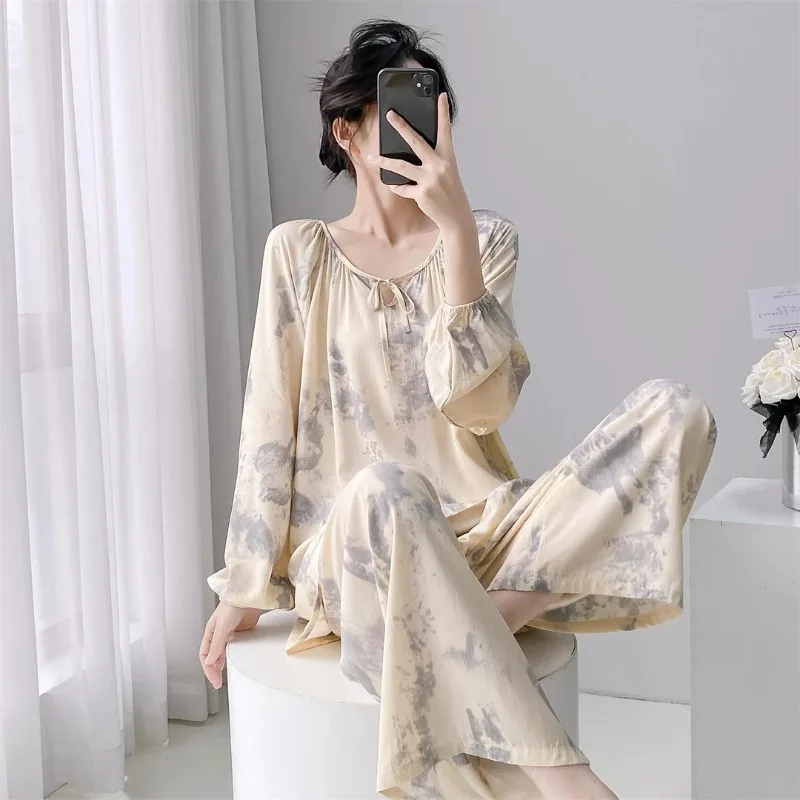 Casual and Comfortable Women's Spring and Summer Long-sleeved Trousers Loose Large-size Loungewear Suit Can Be Worn Outside
Casual and Comfortable Women's Spring and Summer Long-sleeved Trousers Loose Large-size Loungewear Suit Can Be Worn Outside