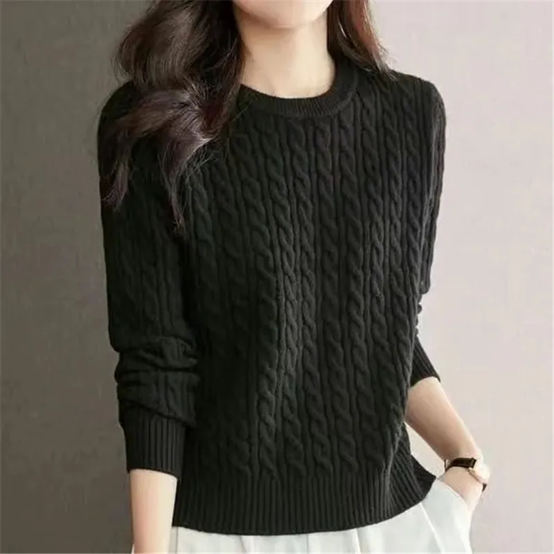 Western-Style Sweater Coat Round Neck Bottoming Shirt 2025 New Knitted Jacquard Pullover Loose Jacket Fashion Ladies Outwear Top
Western-Style Sweater Coat Round Neck Bottoming Shirt 2025 New Knitted Jacquard Pullover Loose Jacket Fashion Ladies Outwear Top