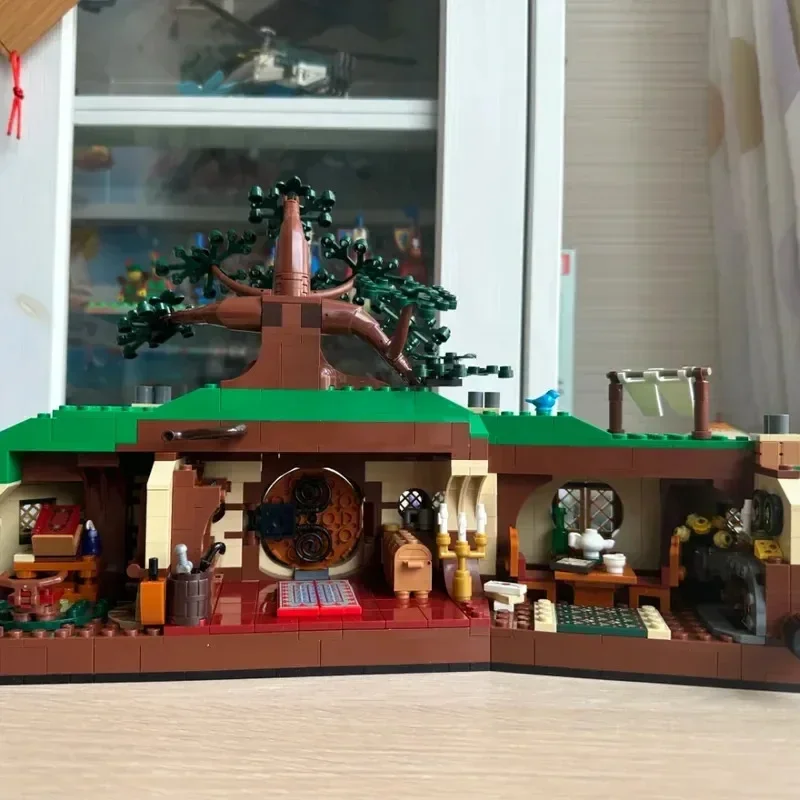 Премиум-скидка 10354: Модульный конструктор «Кольца» и «Графство» (2017 деталей), креативные строительные блоки для самостоятельной сборки, игрушки, подарок для детей
Премиум-скидка 10354: Модульный конструктор «Кольца» и «Графство» (2017 деталей), креативные строительные блоки для самостоятельной сборки, игрушки, подарок для детей