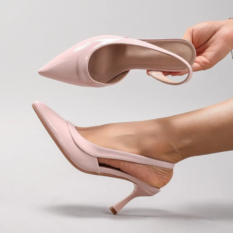 Лаконичный дизайн, женские туфли-лодочки для вечеринки, свадьбы, банкета, лакированные кожаные туфли на шпильке с острым носком, брендовые женские модельные туфли на высоком каблуке
Лаконичный дизайн, женские туфли-лодочки для вечеринки, свадьбы, банкета, лакированные кожаные туфли на шпильке с острым носком, брендовые женские модельные туфли на высоком каблуке