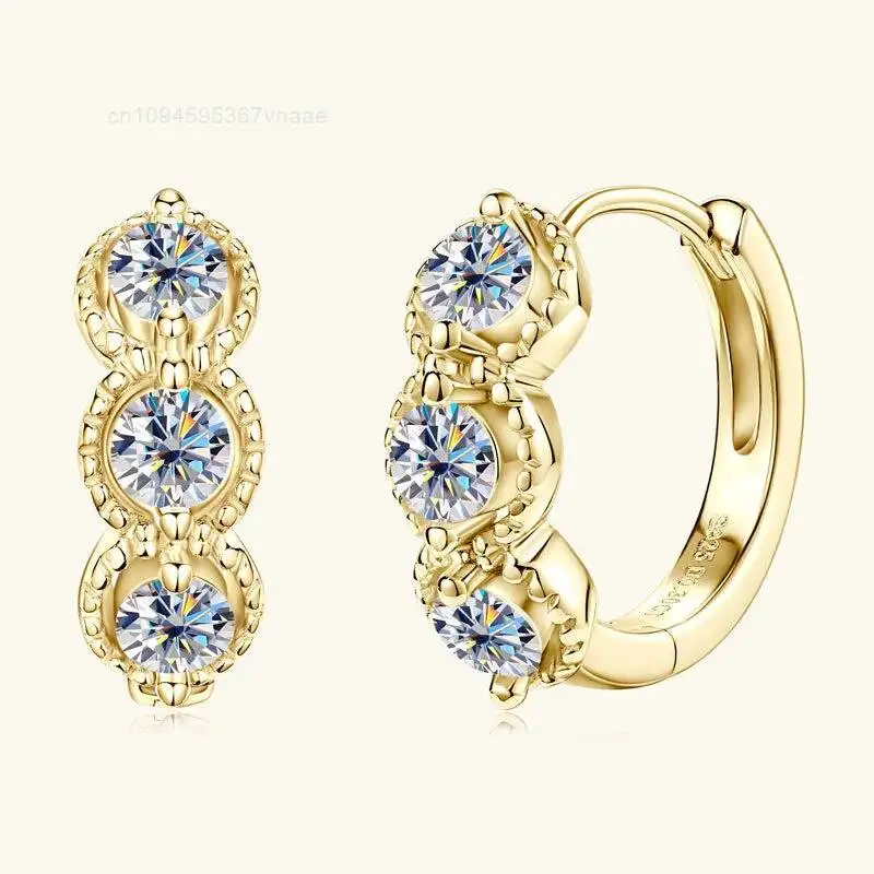 Retro-style Moissanite Earrings for Women Fashionable Elegant Hoop Earrings S925 Sterling Silver Earrings Wholesale.
Retro-style Moissanite Earrings for Women Fashionable Elegant Hoop Earrings S925 Sterling Silver Earrings Wholesale.