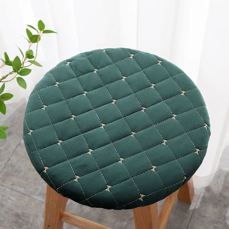 Dutch wool round bench seating quilted warm close skin soft silicone non-slip bottom round cushion refreshment room hotel
Dutch wool round bench seating quilted warm close skin soft silicone non-slip bottom round cushion refreshment room hotel